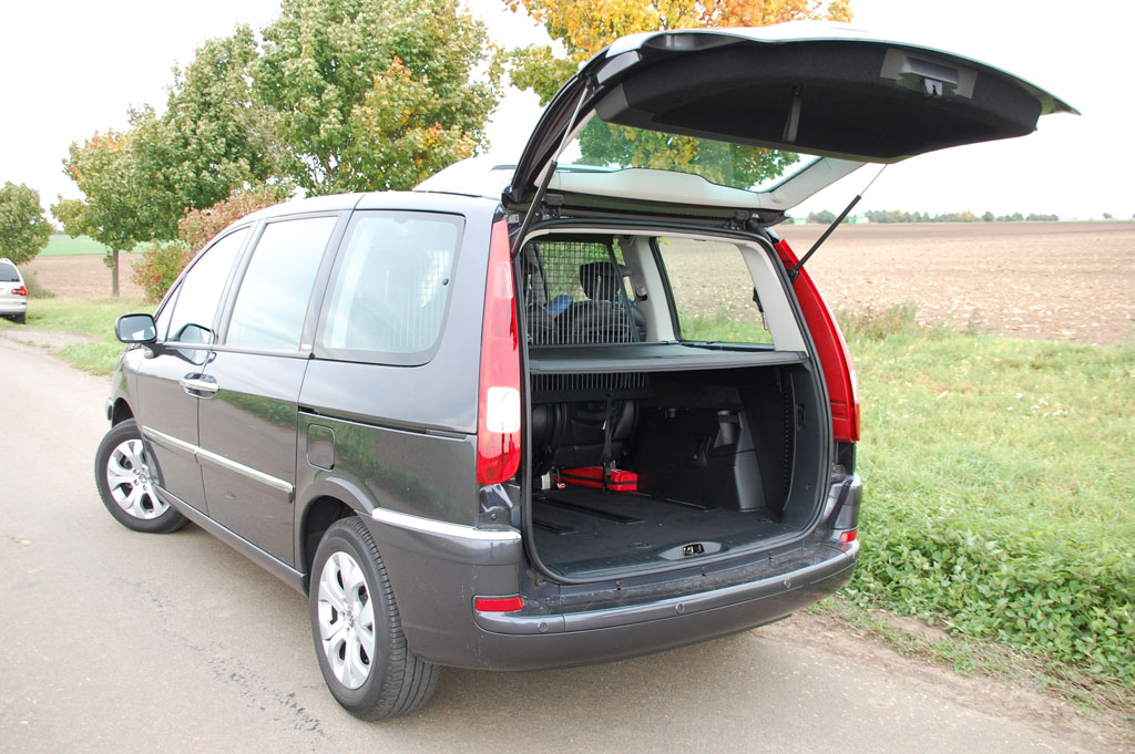 Fahrbericht Citroën C8: Reisen wie Gott in Frankreich