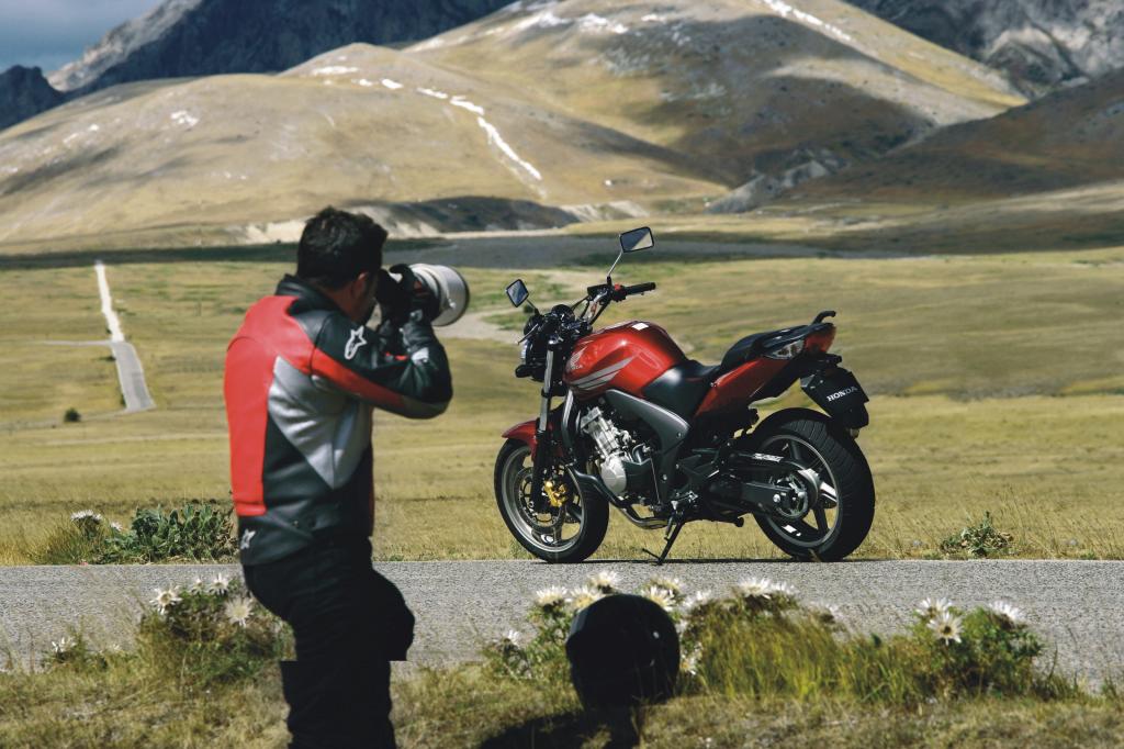 Fahrbericht Honda CBF 600: Frischer Wind in der Mittelklasse 