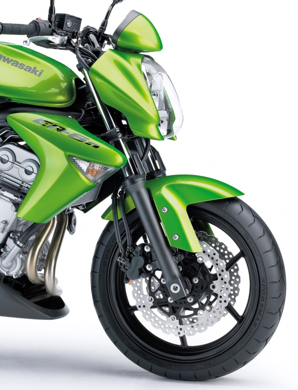 Fahrbericht Kawasaki ER-6n: Rundum verbessert | Modelljahr 2008