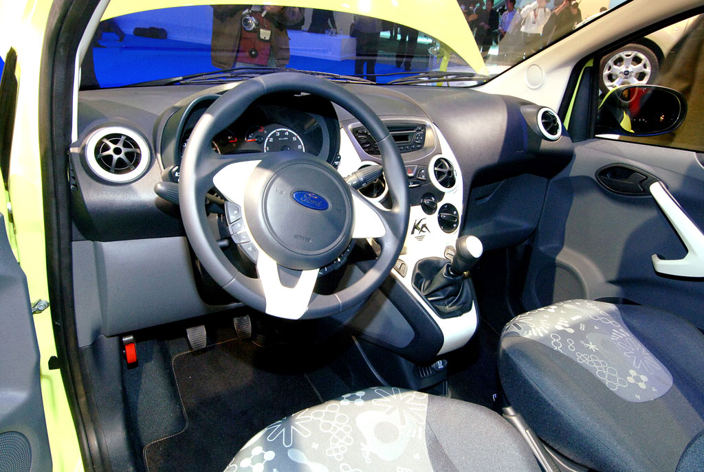 Ford hat auf dem Pariser Autosalon die Weltpremiere des neuen Ka gefeiert.