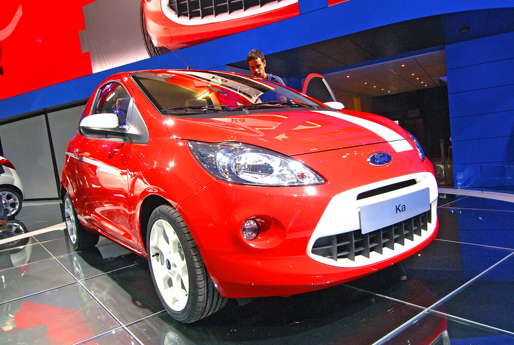 Ford hat auf dem Pariser Autosalon die Weltpremiere des neuen Ka gefeiert.