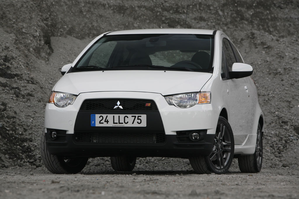 Gesichtspflege beim Mitsubishi Colt 