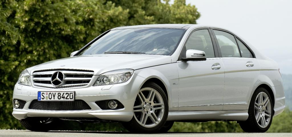 Innovationspaket für die Mercedes-Benz C-Klasse