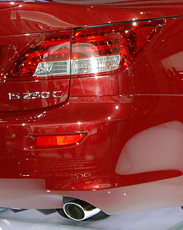Lexus zeigt Cabriolet IS 250C und Studie LF-Xh 