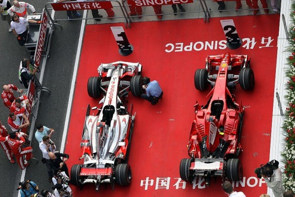 McLaren vs. Ferrari: Die Rennpace entscheidet