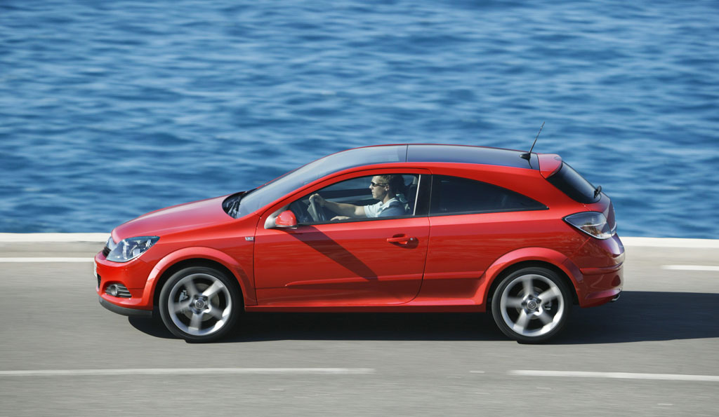 Opel Astra GTC