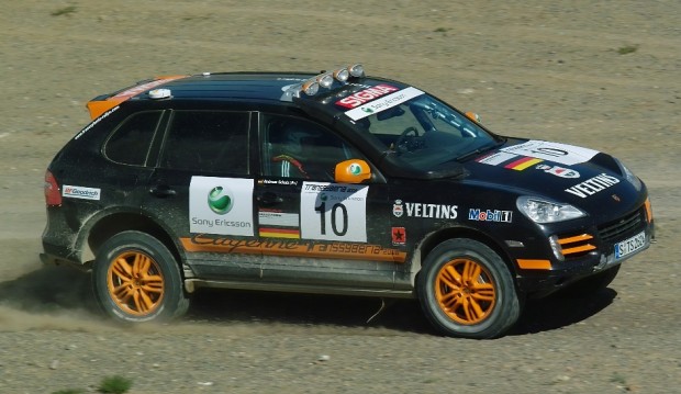 Porsche Cayenne S Transsyberia kommt zum Rallye-Finale