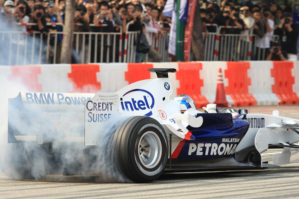 Premiere in Südkorea: Demorunden von Heidfeld