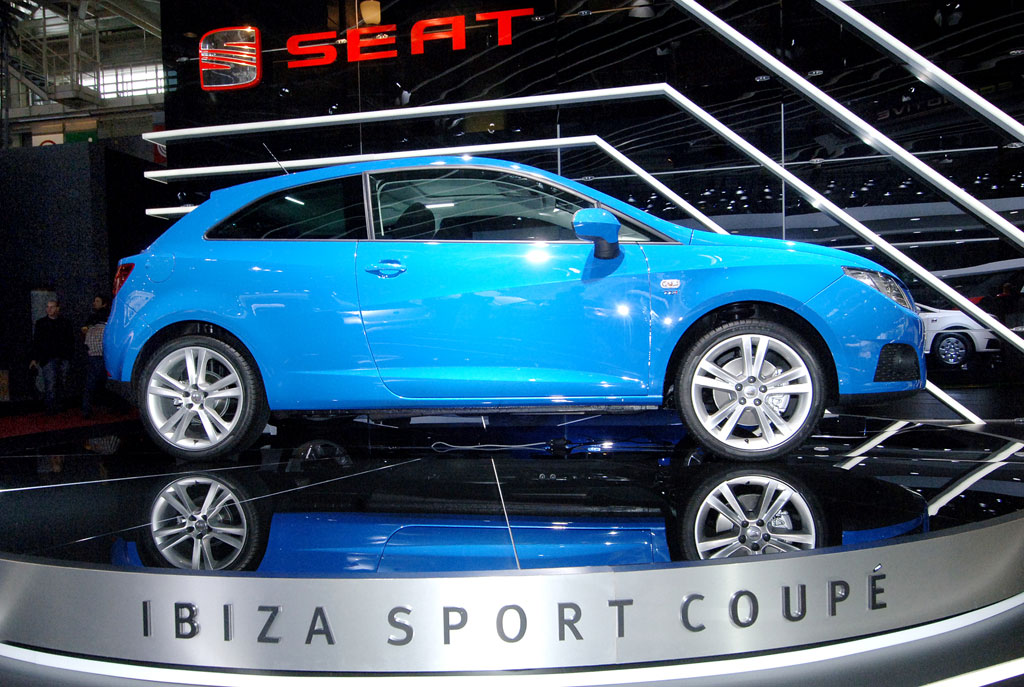 Seat zeigt in Paris den ersten Exeo 