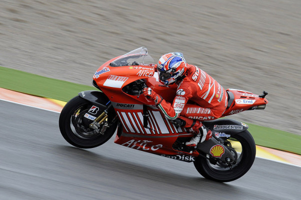 Stoner dominiert das Warm-up: Repsol Honda fast ganz in weiß