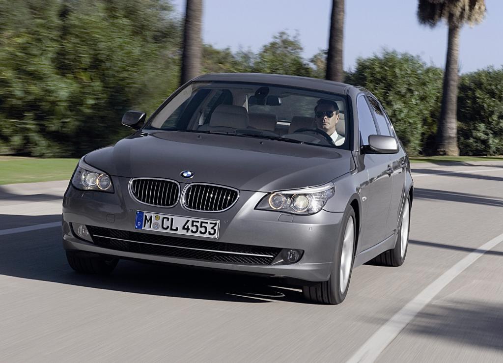 Studie: Aggressive Auto-Gesichter kommen besser an 