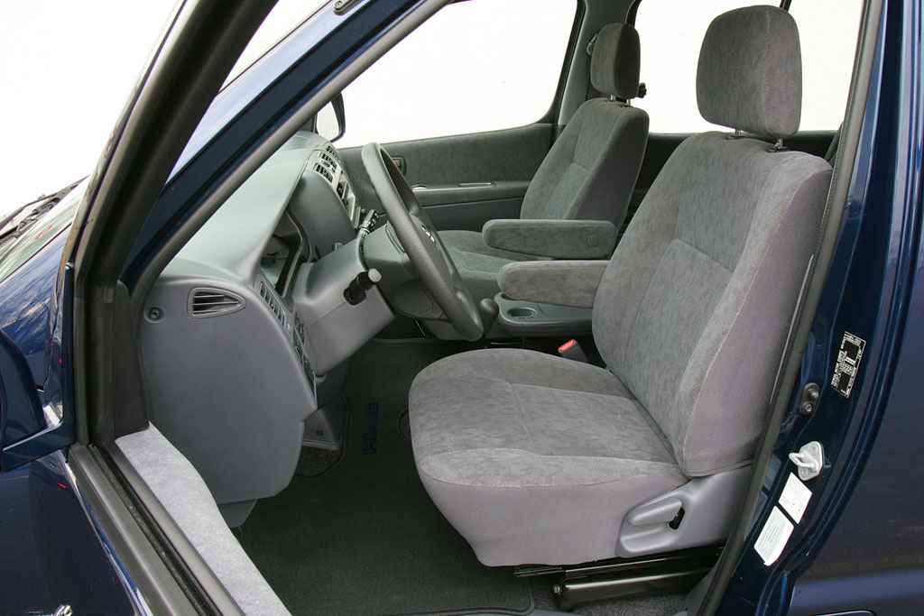 Toyota Hiace GL jetzt auch mit Allradantrieb