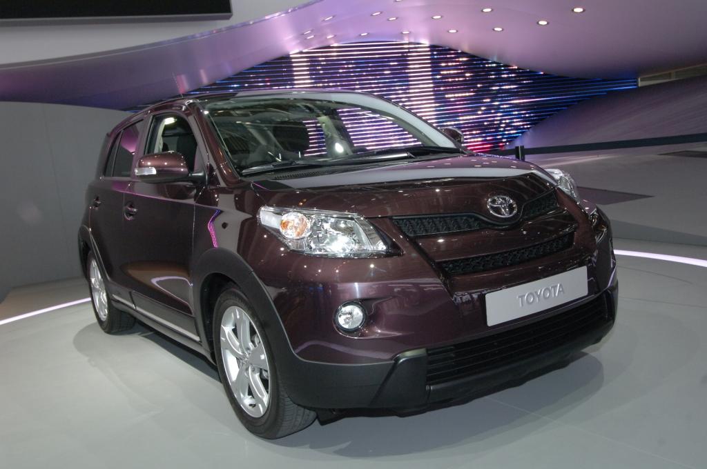 Toyota iQ: Kleinster Viersitzer der Welt