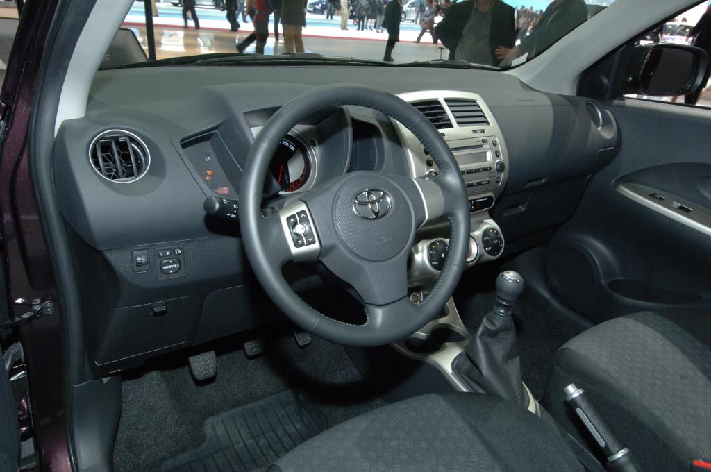 Toyota iQ: Kleinster Viersitzer der Welt