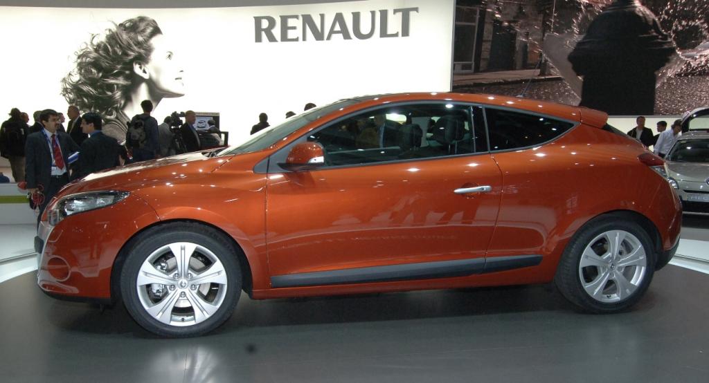 Vier neue Modelle und zwei Studien bei Renault