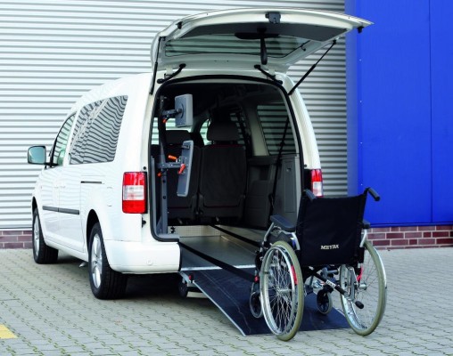 Volkswagen stellt auf der Rehacare Modelle mit Fahrhilfen vor