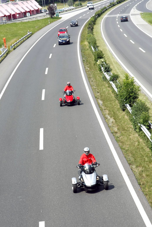 Vorstellung Can-Am Spyder Roadster: Motorrad oder Auto?