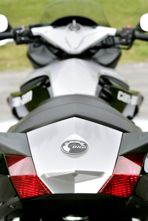 Vorstellung Can-Am Spyder Roadster: Motorrad oder Auto?