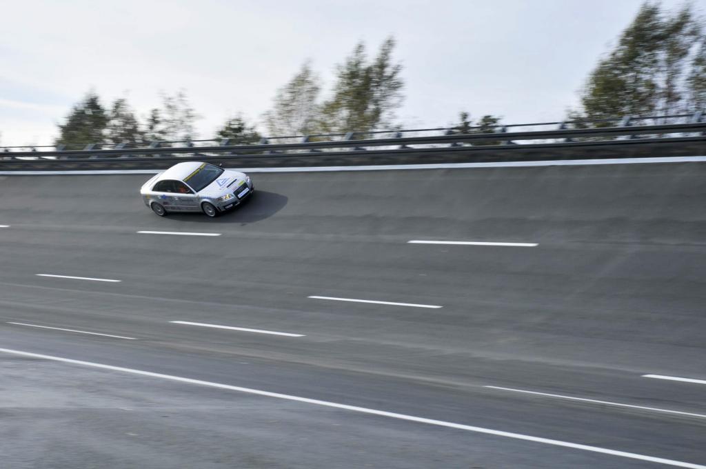 Weltrekord: 327 km/h mit Bio-Gas 