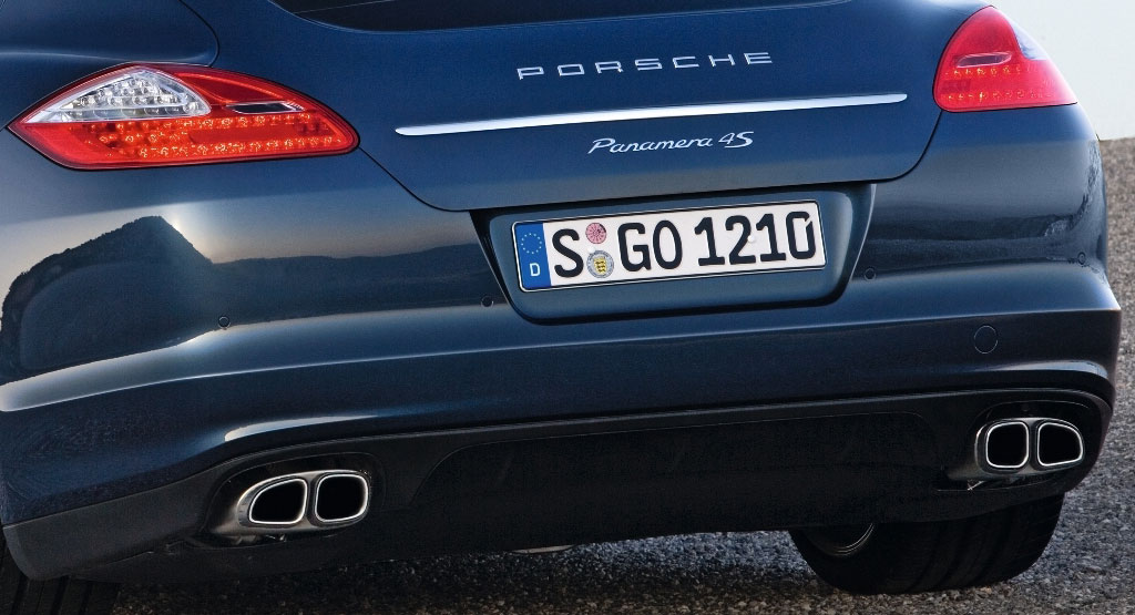  Porsche wird auch beim Panamera überwiegend mit deutschen Zulieferern zusammenarbeiten, so dass rund 70 Prozent der Wertschöpfung im Inland stattfinden. Der Panamera ist damit ein Fahrzeug „Made in Germany“.