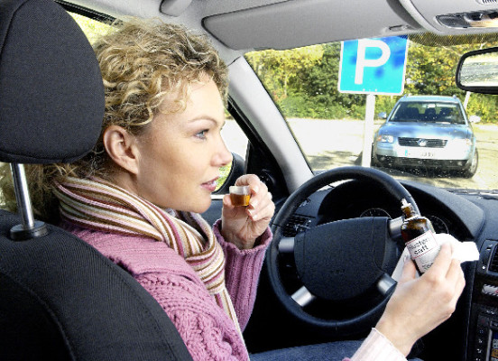Erkältungsmittel können Reaktion bei Autofahrern beeinflussen 