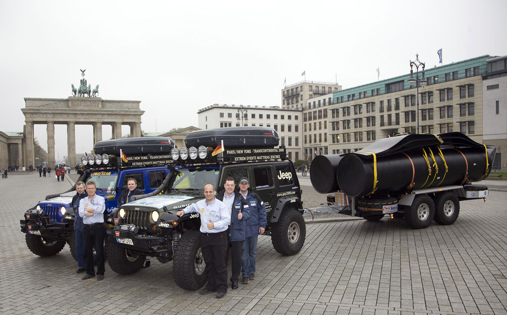 Im Jeep von Paris nach New York