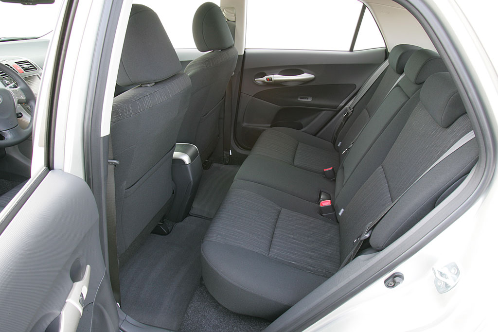 Neuer Benzinmotor für Toyota Auris 