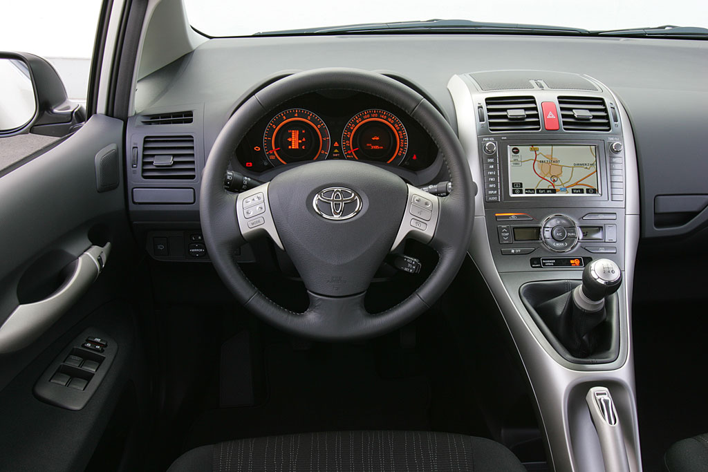 Neuer Benzinmotor für Toyota Auris 