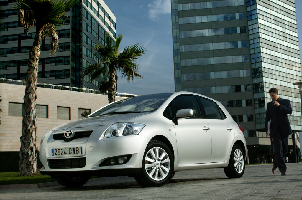 Neuer Benzinmotor für Toyota Auris 