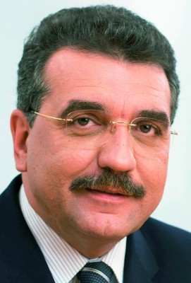 Sanz wird Ehrendoktor