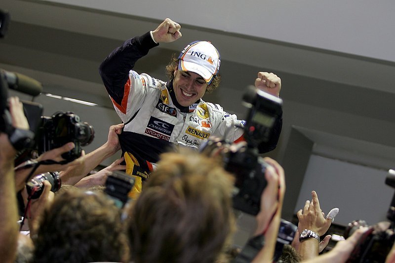 Times-Leser sahen Alonso als den Besten: Hamilton vom Ex-Teamkollegen geschlagen
