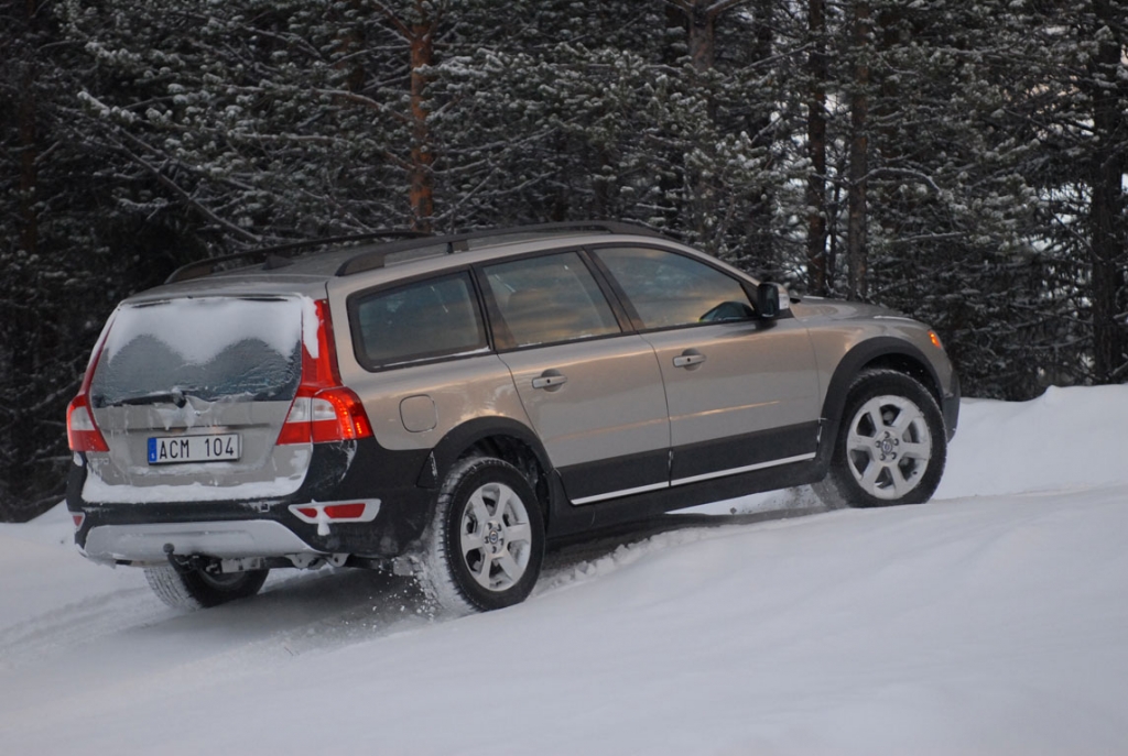 Volvo XC70 jetzt auch mit Sechszylinder-Turbomotor