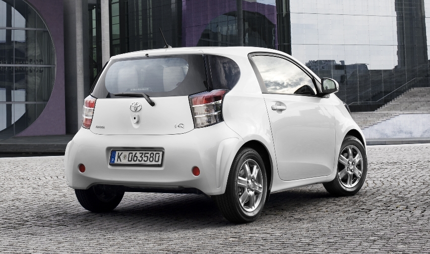 Vorstellung Toyota iQ: Klein, kompakt und wendig durch die Stadt