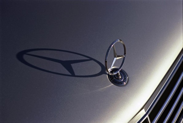 Daimler erhöht die Preise um 1,9 Prozent