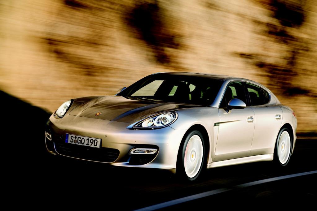 Das Autojahr 2009: Neuer Anlauf beim Hybrid 