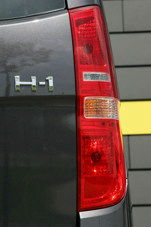 Fahrbericht Hyundai H-1 Travel 2.5 CRDi: Unschlagbar günstig 
