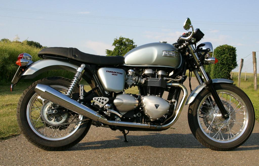 Fahrbericht Triumph Thruxton: Klassischer Café Racer mit der modernen Seele 