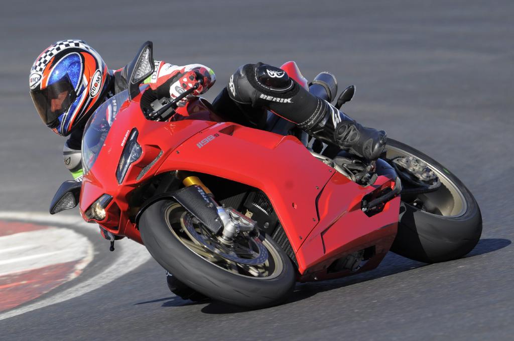 Fahrpräsentation Ducati 1198 S: Exklusiver Edelrenner 