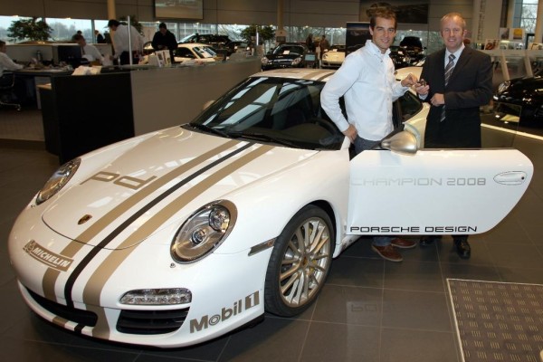 Jeroen Bleekemolen gewinnt neuen Porsche 911 Carrera