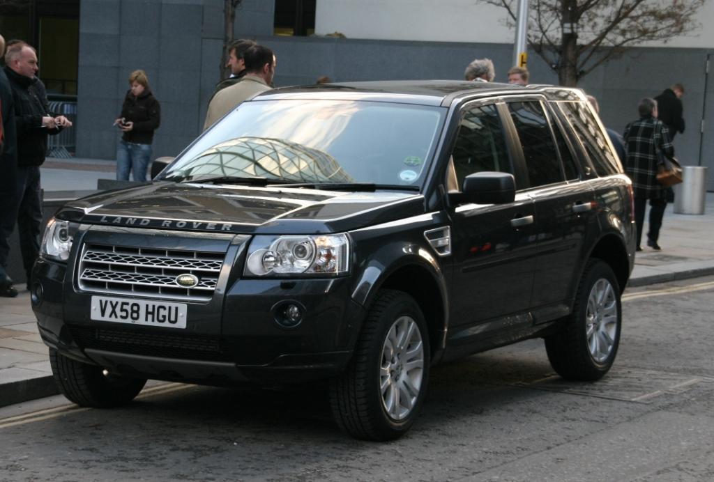Land Rover: Nachhaltig ins Gelände