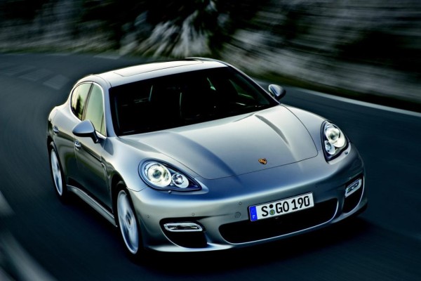 Porsche: Mit Modelloffensive gegen die Krise 