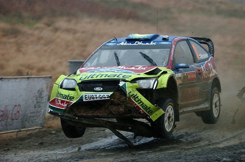 Rallye Wales: 2. Tag: Das Duell spitzt sich zu