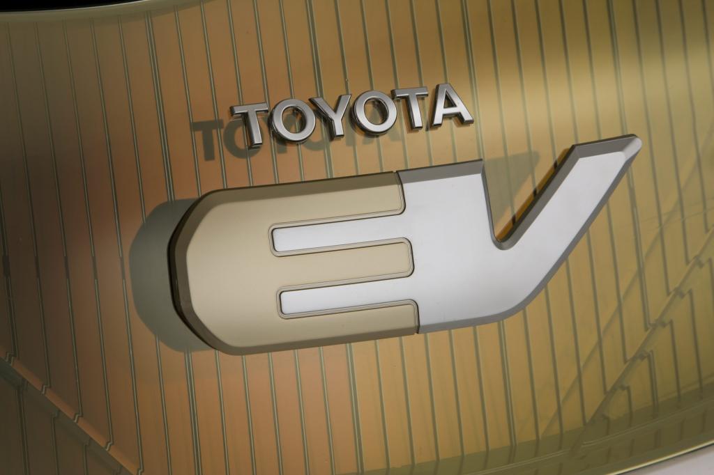 Toyota mit Elektroauto in Detroit 