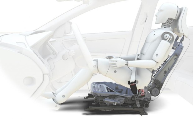 Volvo feiert zehn Jahre effektiven Schleudertrauma-Schutz