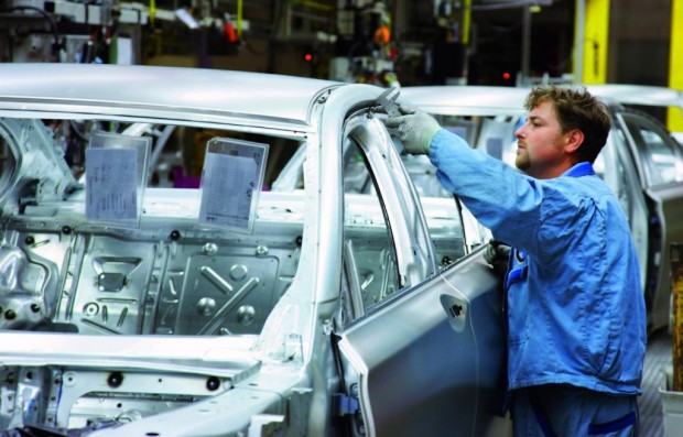 BMW arbeitet im Februar und März kurz