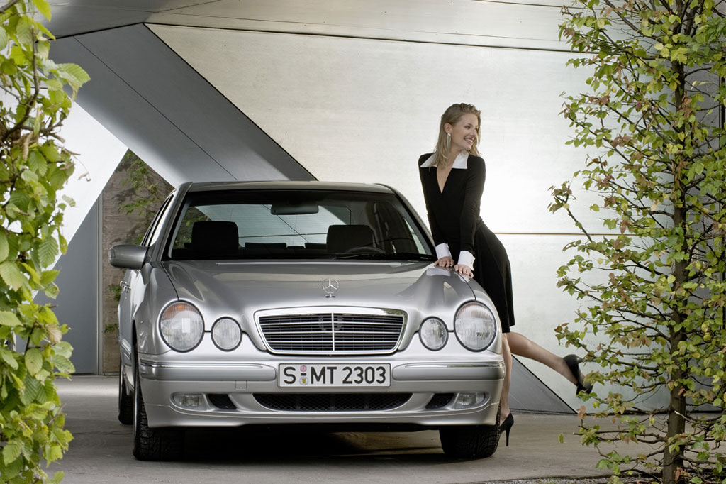 Der Kern vom Stern: Sparmotoren und Sicherheits-High-Tech in der Mercedes E-Klasse 