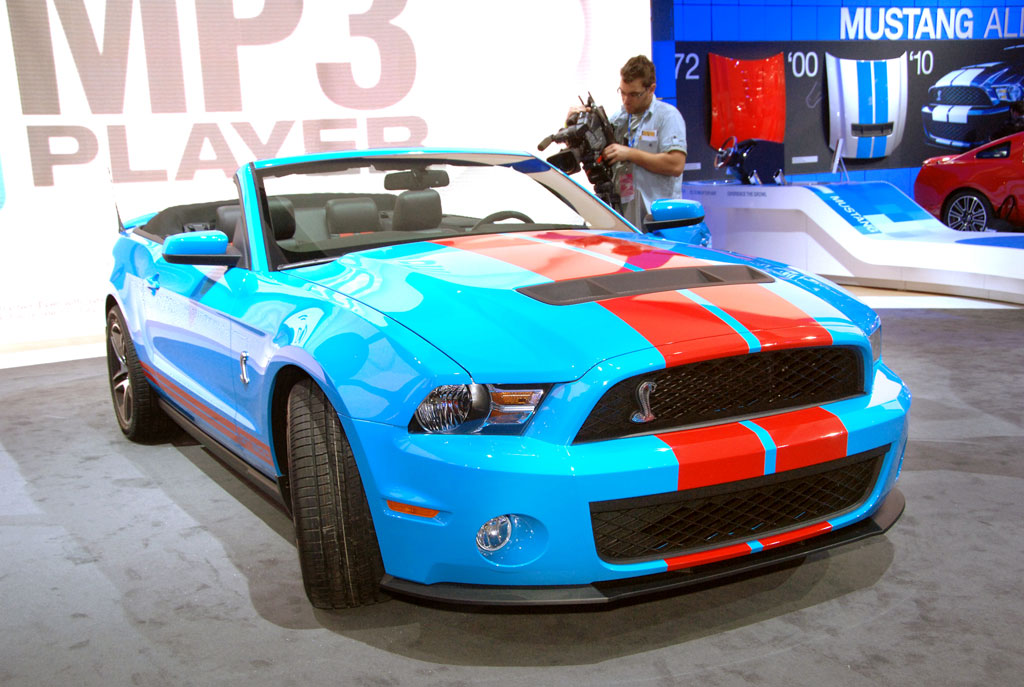 Detroit 2009: Ford demonstriert Stärke und Sparsamkeit