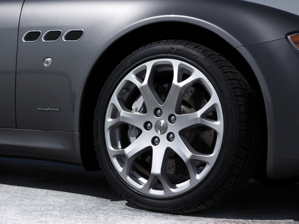 Detroit 2009: Maserati Quattroporte Sport GTS bietet zehn PS mehr