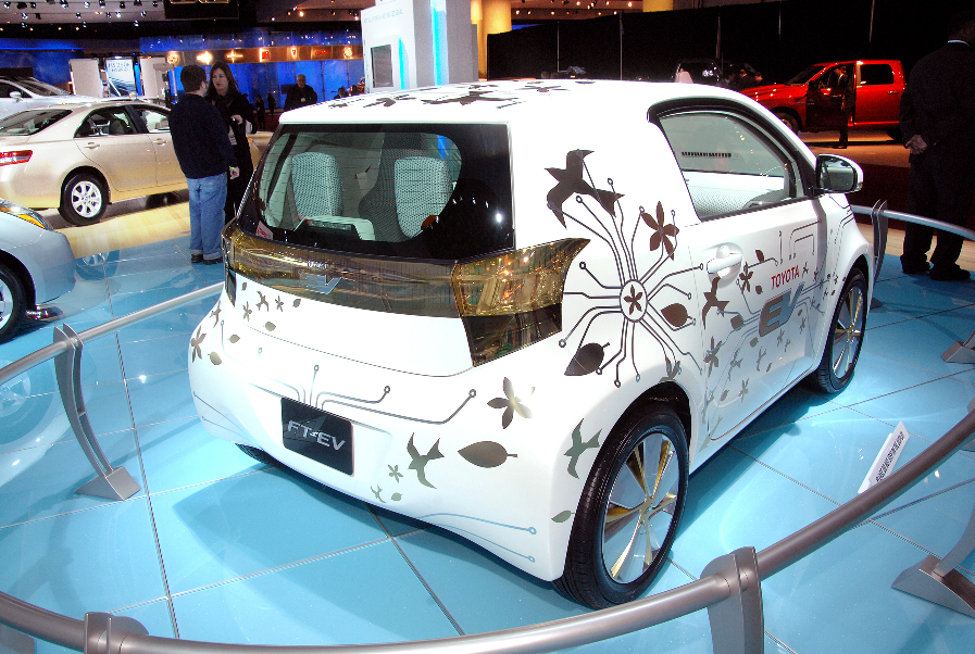 Detroit 2009: Toyota zeigt Elektrostudie FT-EV