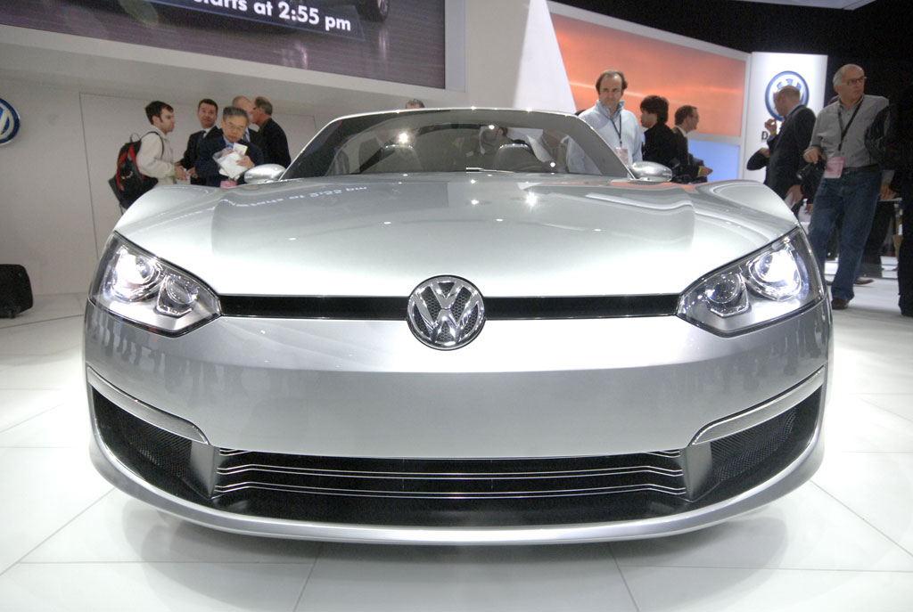 Detroit 2009: Volkswagen enthüllt Roadster Concept Blue Sport